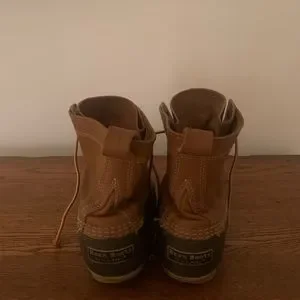 LL Bean Boots in great shape size 9! LL BEAN BOOTS Women main image 3